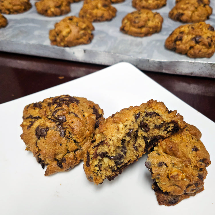 Monster Cookies - Chocolate Chip Walnut Cookies (6 pcs)